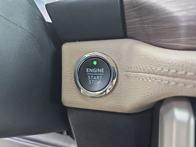 Used 2024 Ford Expedition Max Limited image 32