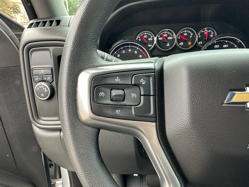 Used 2022 Chevrolet Silverado 1500 Custom w/ Safety Confidence Package RWD image 19
