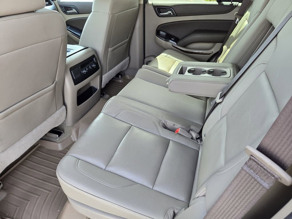 Used 2019 Chevrolet Tahoe LT w/ Luxury Package AWD/4WD image 36