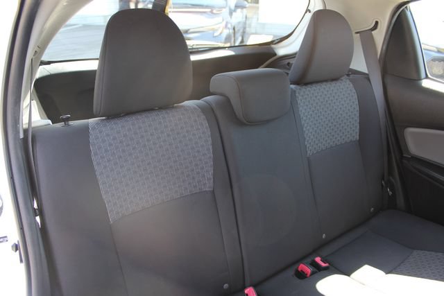 Used 2016 Toyota Yaris L FWD image 30