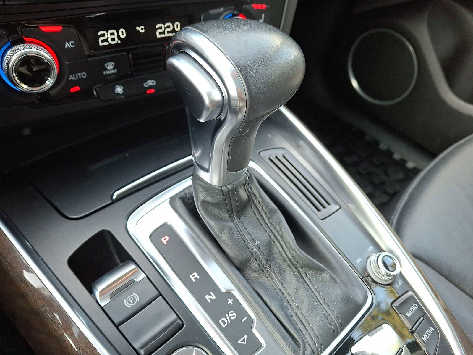 Used 2014 Audi Q5 2.0T Premium Plus w/ Premium Plus Package image 13