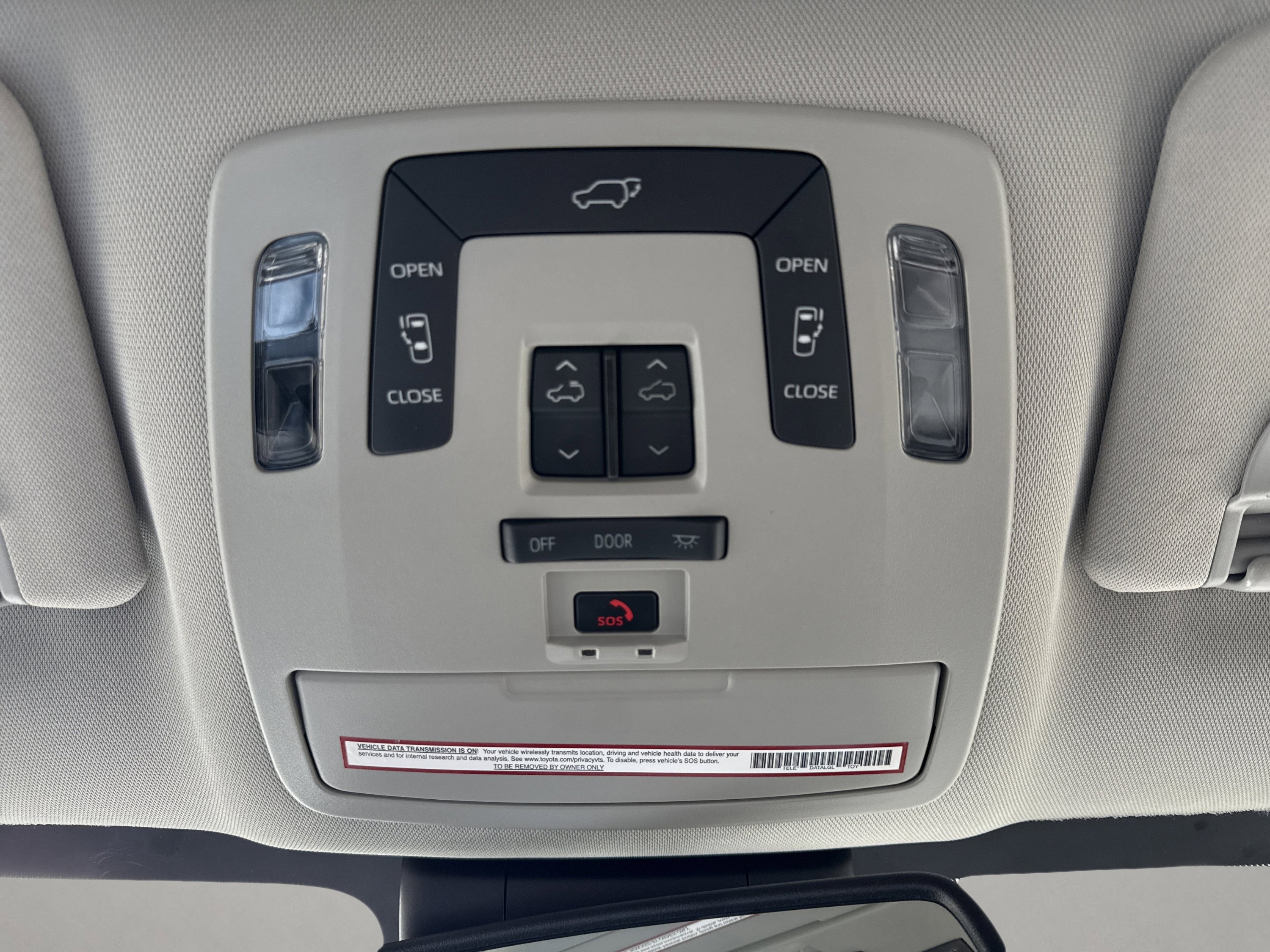 Used 2021 Toyota Sienna XLE w/ XLE Plus Package image 23