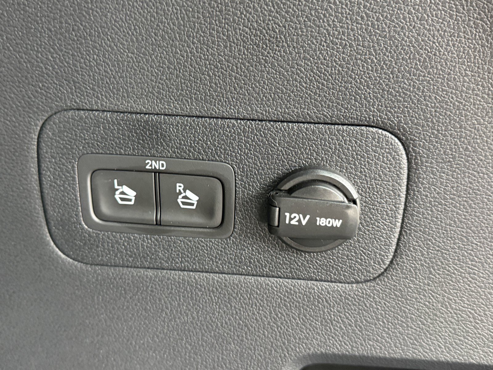 Used 2023 Hyundai Santa Fe Calligraphy AWD/4WD image 37