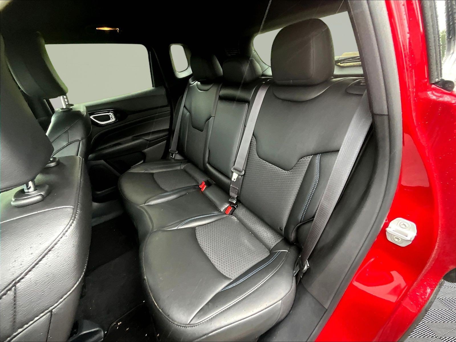 New 2026 Jeep Compass Latitude AWD/4WD image 17
