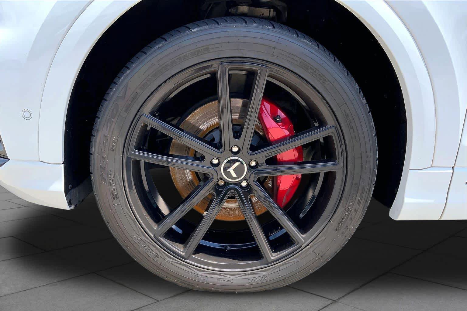 Used 2019 Audi Q8 Prestige AWD/4WD image 10