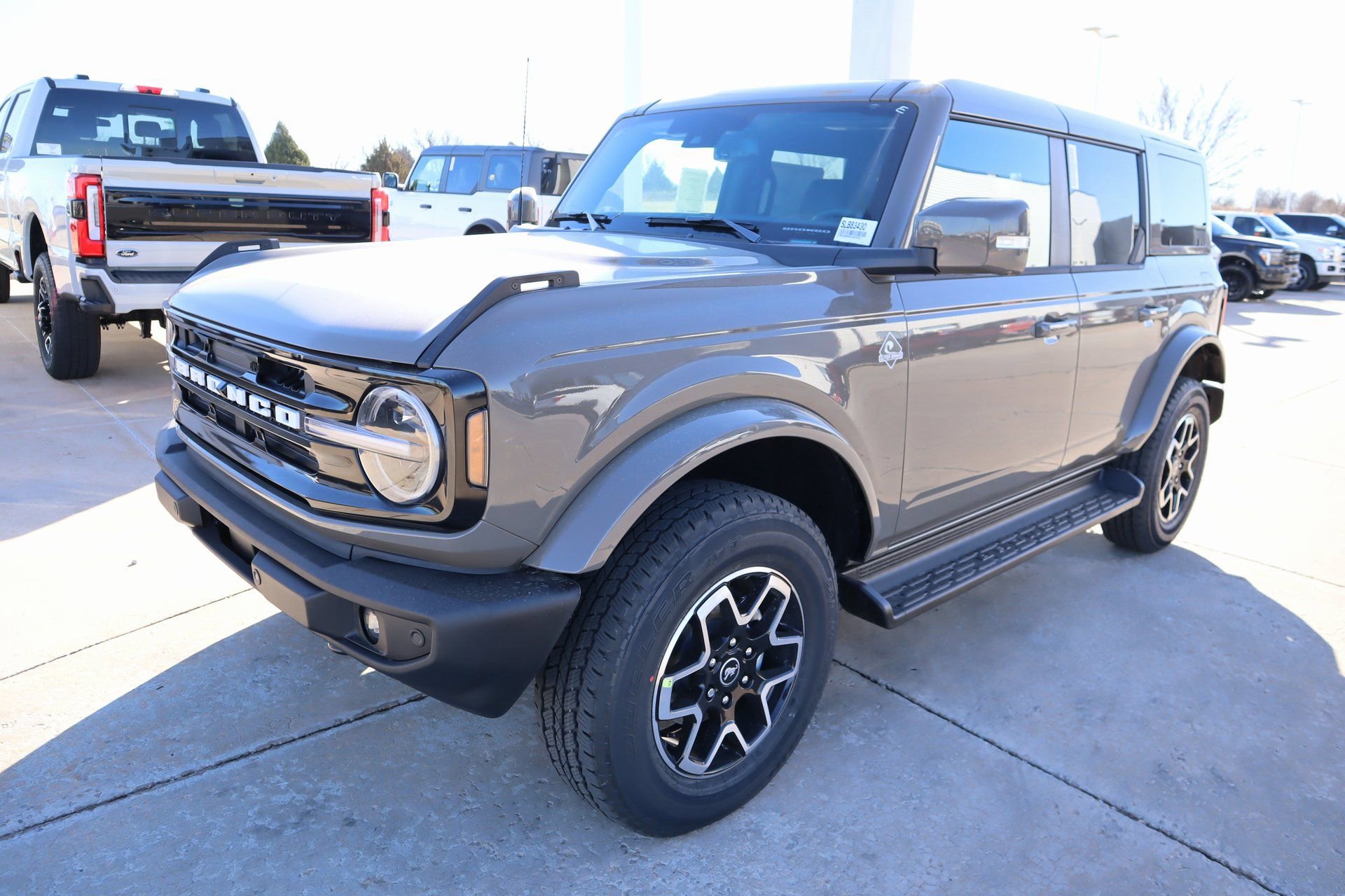 New 2025 Ford Bronco Outer Banks image 11