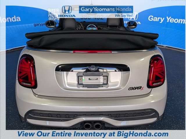 Used 2023 MINI Cooper S FWD image 3