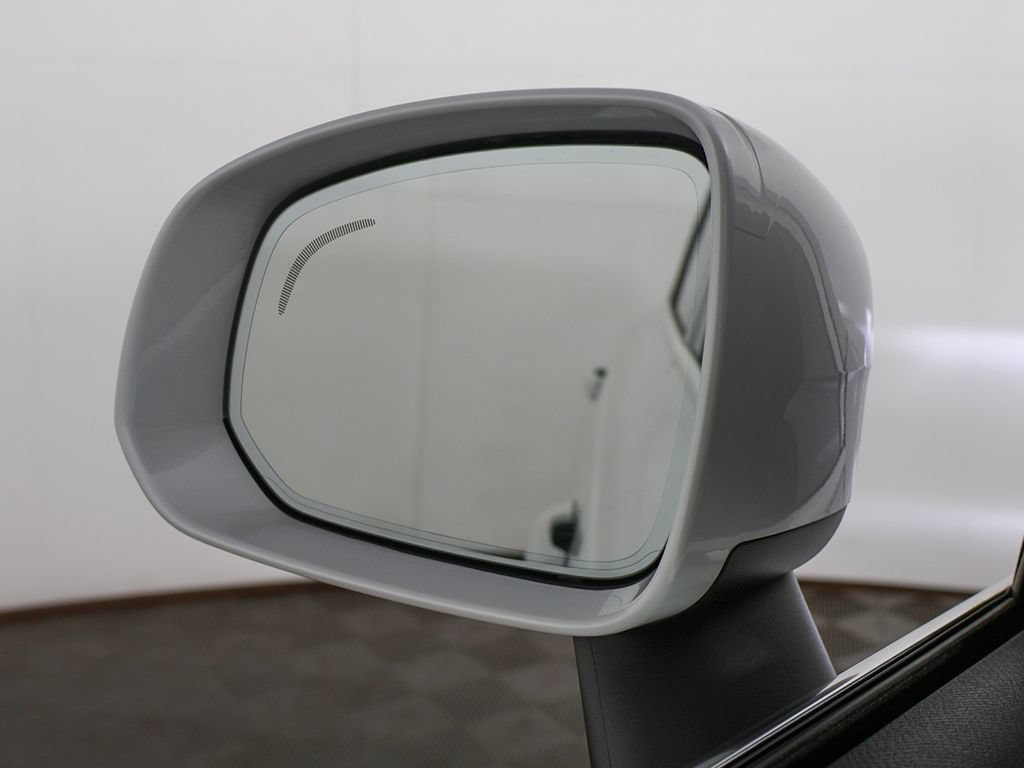 Used 2024 Volvo XC90 B6 Plus w/ Protection Package Premier AWD/4WD image 40