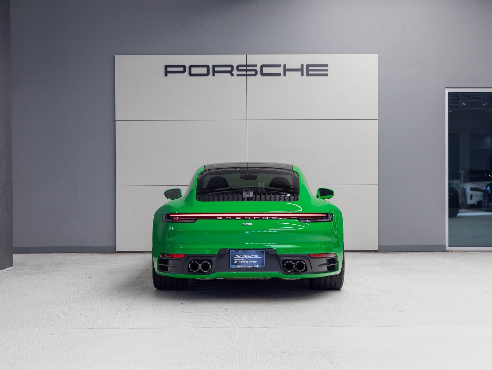 Used 2021 Porsche 911 Carrera image 6