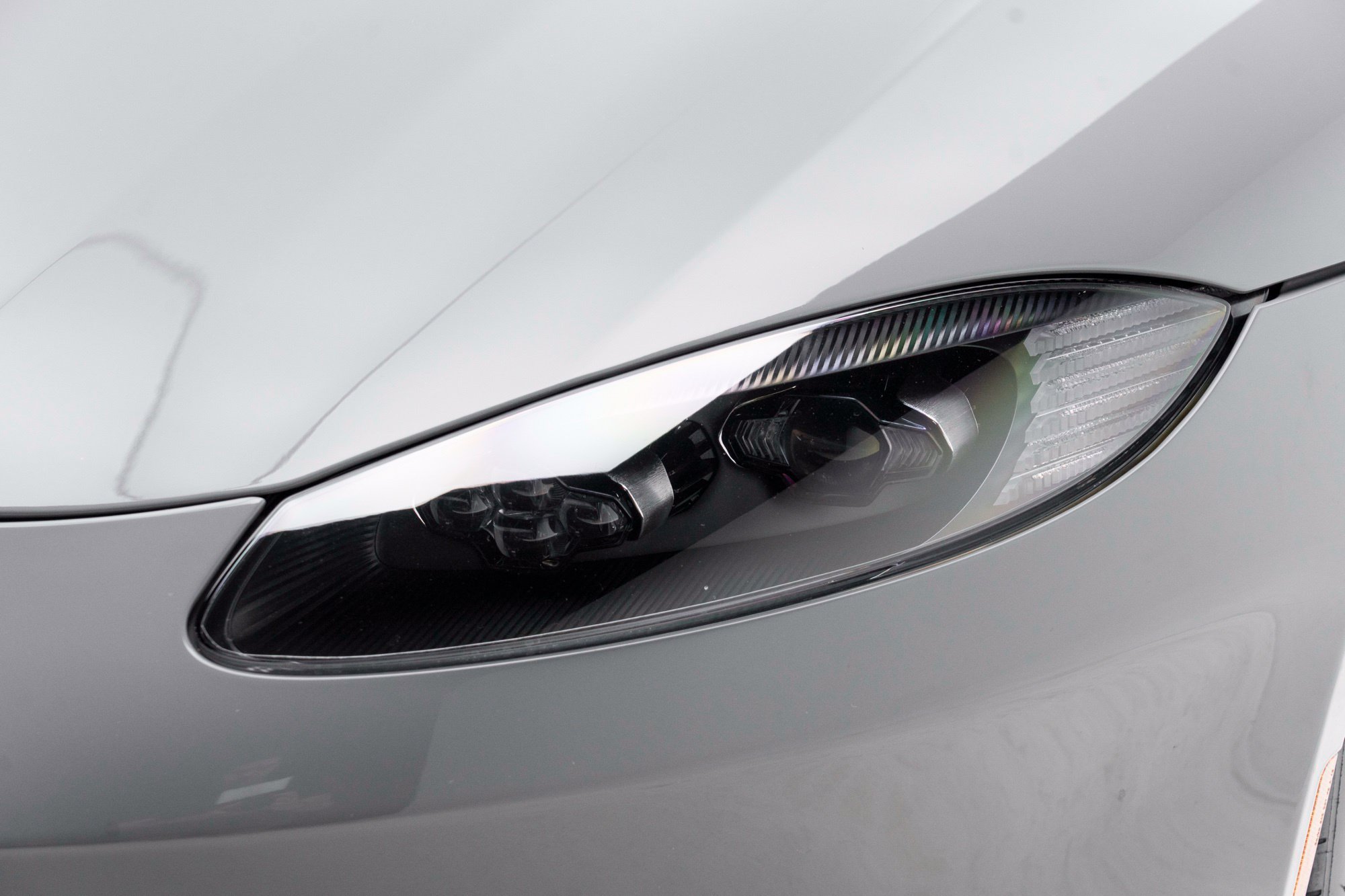 Used 2020 Aston Martin V8 Vantage AMR RWD image 76
