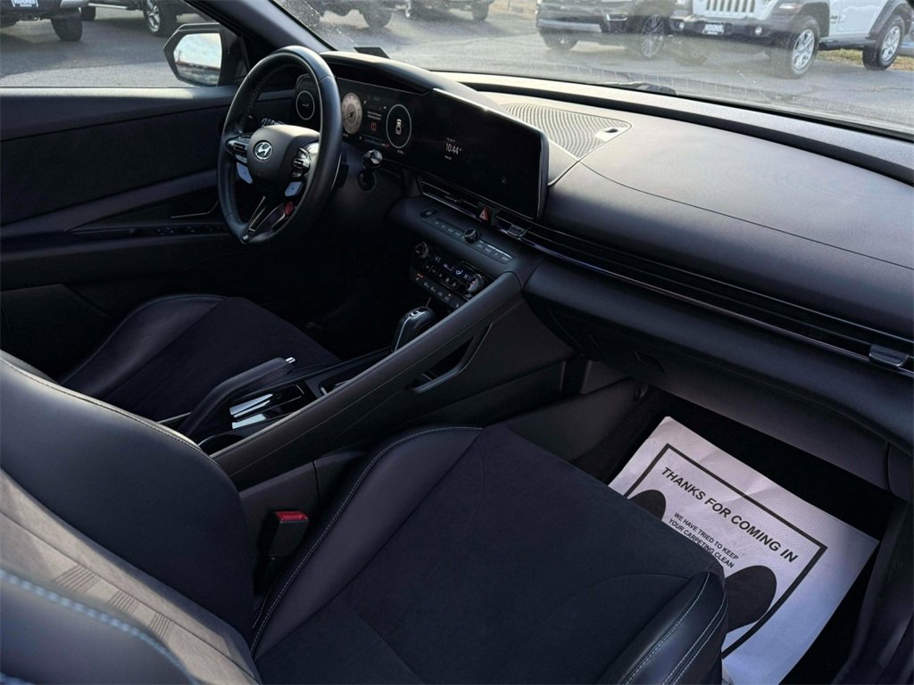 Used 2022 Hyundai Elantra N image 18