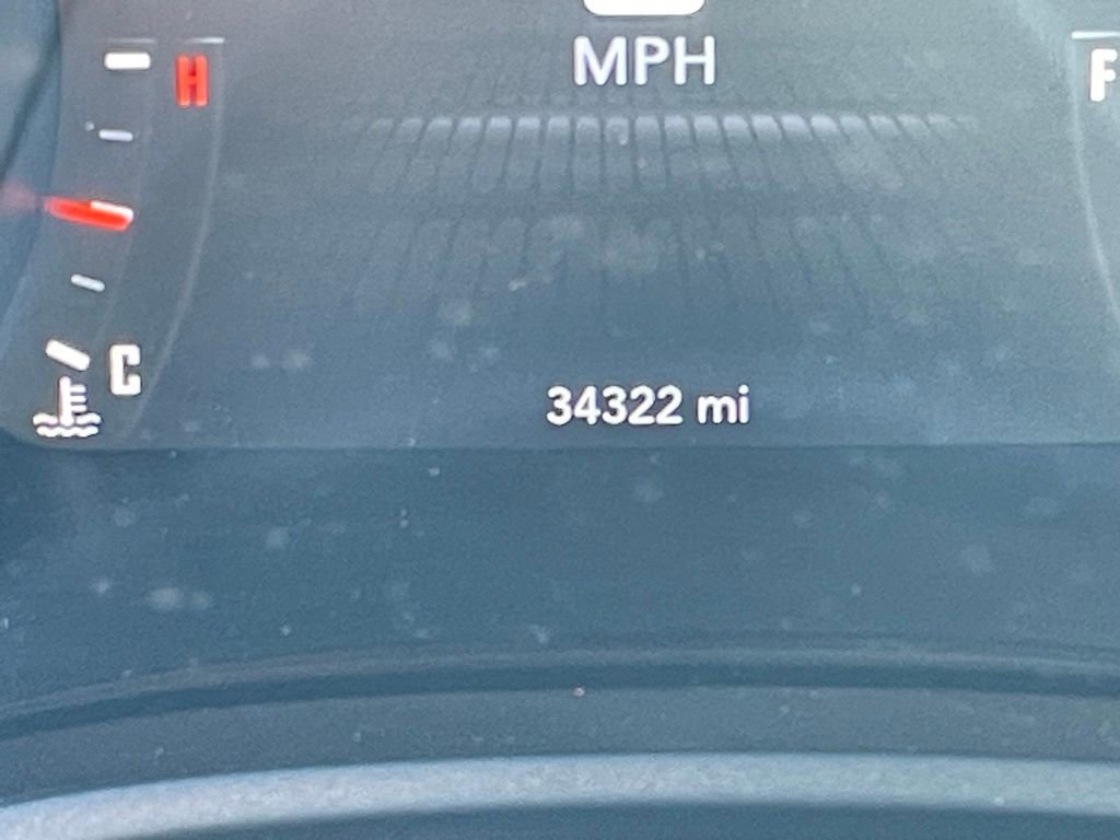 Used 2022 Dodge Challenger R/T w/ Blacktop Package image 15