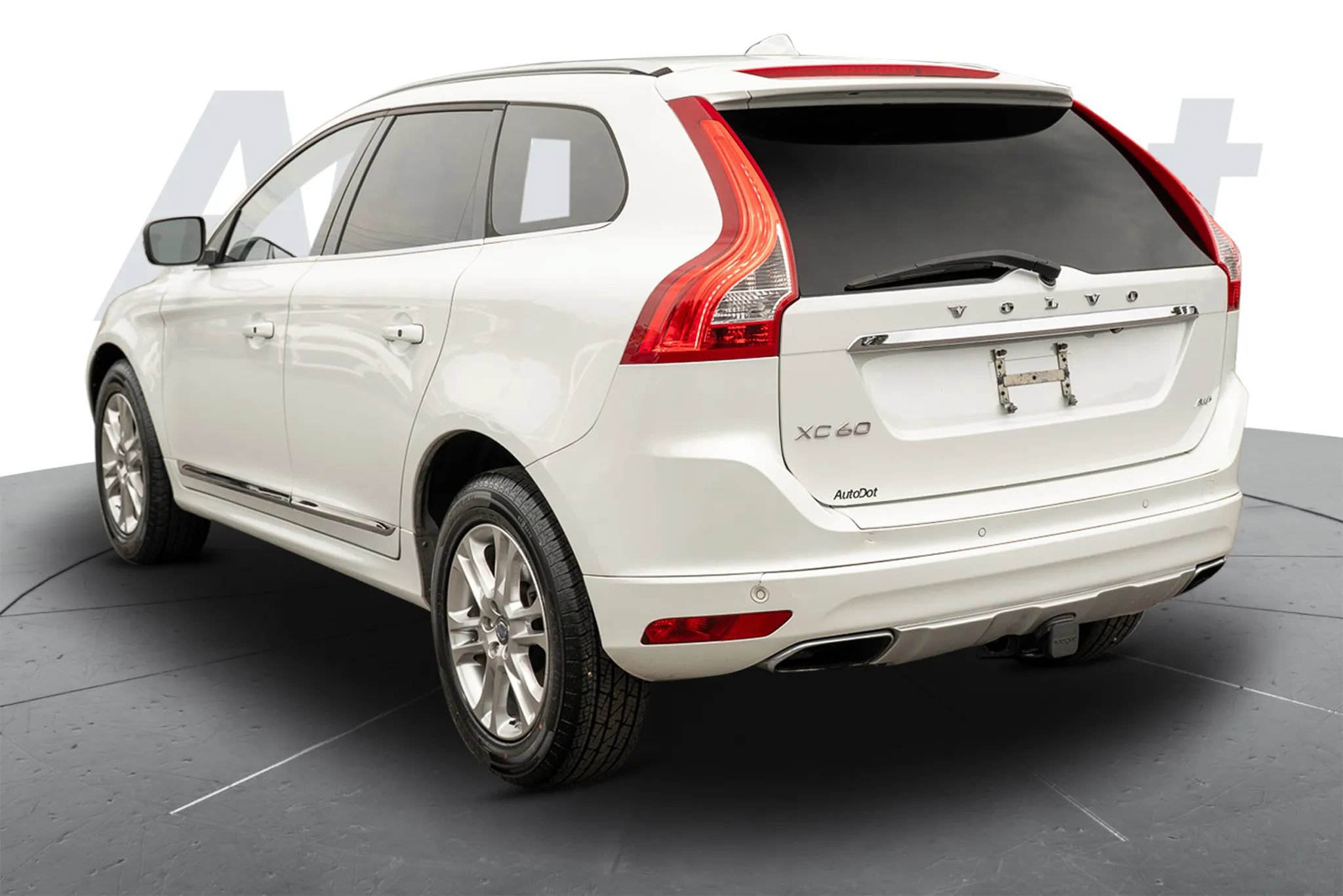 Used 2015 Volvo XC60 3.2 Platinum AWD/4WD image 2