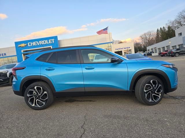 New 2026 Chevrolet Trax RS w/ Sunroof Package image 18
