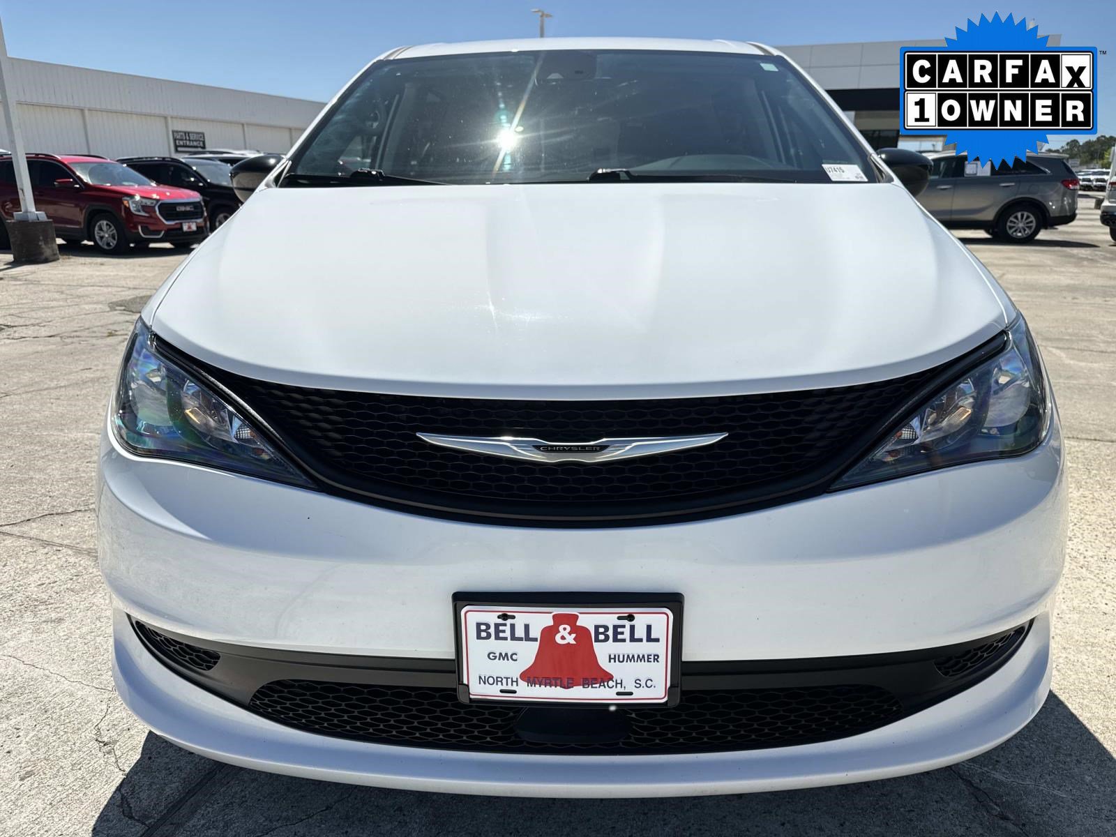 Used 2024 Chrysler Voyager LX image 9