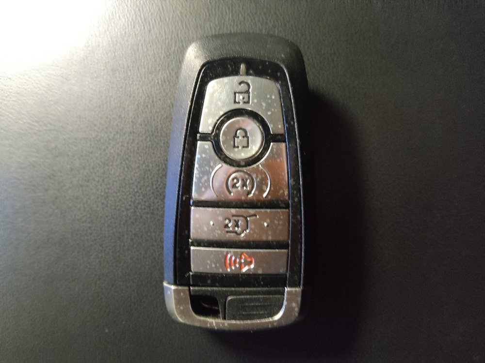 Used 2020 Ford Explorer ST w/ Premium Technology Package image 32