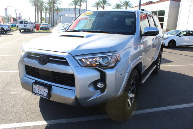 Certified 2024 Toyota 4Runner TRD Off-Road Premium w/ Moonroof Package AWD/4WD image 4