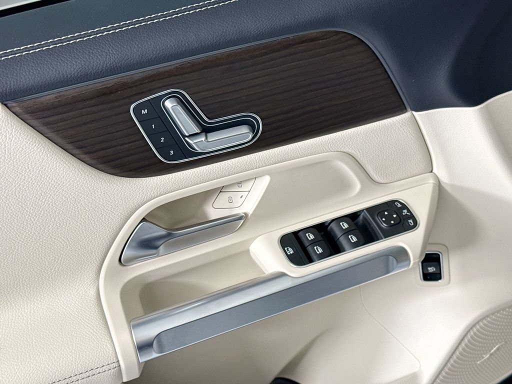 Certified 2026 Mercedes-Benz GLB 250 image 23