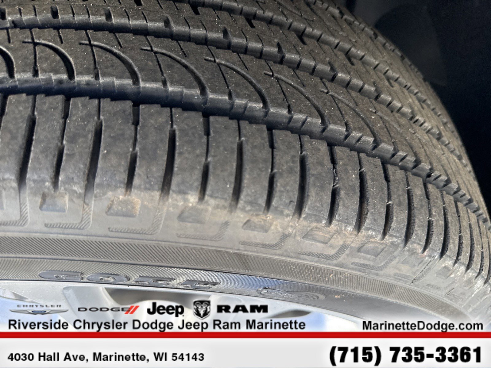 Used 2023 Jeep Compass Latitude AWD/4WD image 12