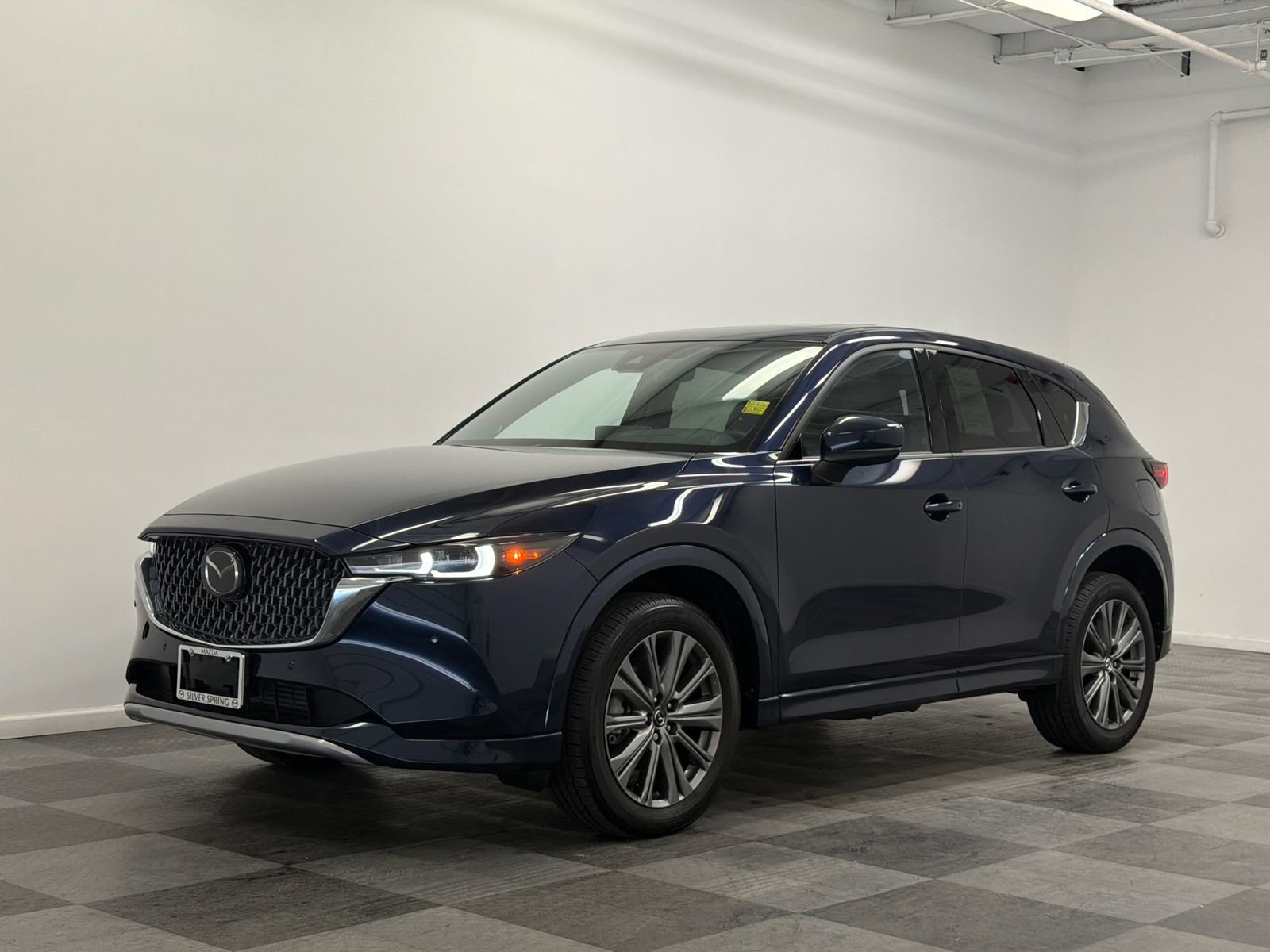 Certified 2025 MAZDA CX-5 Signature AWD/4WD image 1