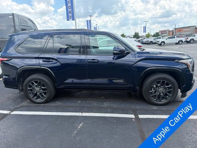 Used 2023 Toyota Sequoia Platinum AWD/4WD image 4