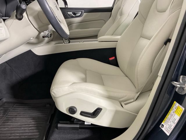Used 2024 Volvo XC60 T8 Plus w/ Protection Package Premier AWD/4WD image 30