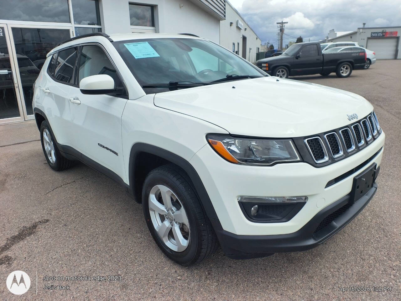Used 2017 Jeep Compass Latitude AWD/4WD image 4