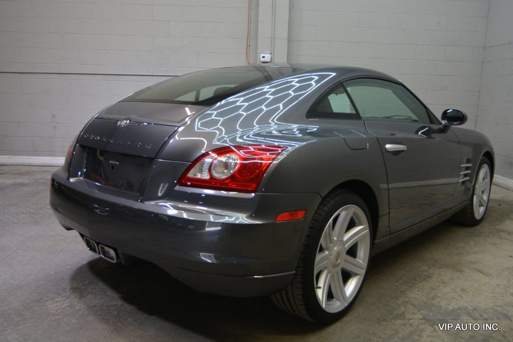Used 2005 Chrysler Crossfire Limited RWD image 11