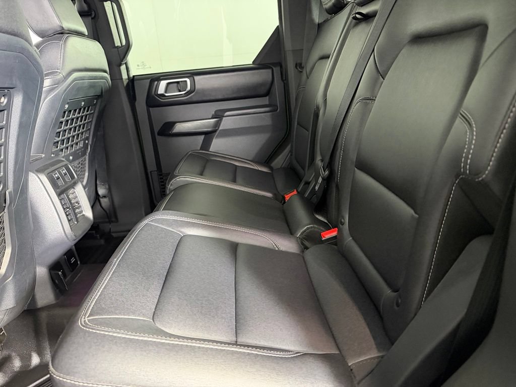Used 2025 Ford Bronco Badlands AWD/4WD image 27