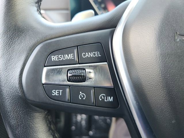 Used 2023 BMW 330i xDrive Sedan w/ Driving Assistance Package image 33