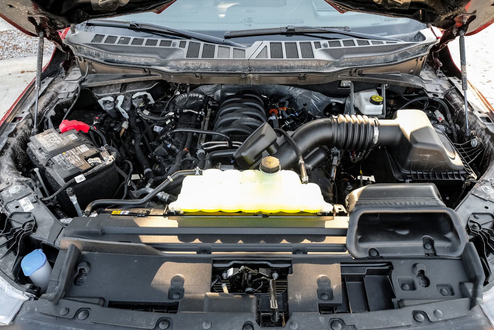 Used 2025 Ford F150 Lariat w/ Equipment Group 502A High image 57