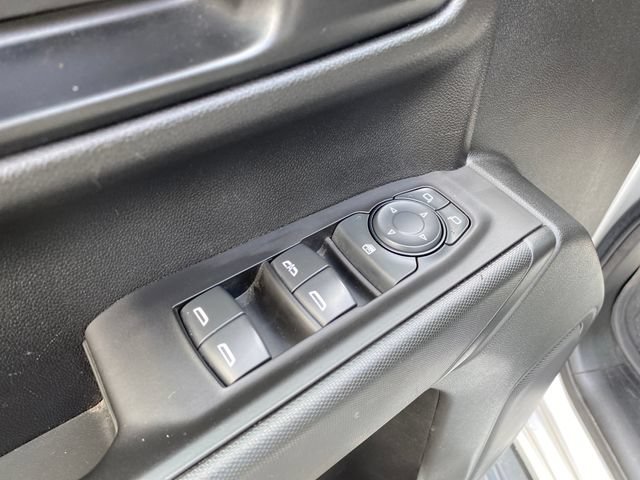 Certified 2020 Chevrolet Silverado 1500 Custom w/ Custom Value Package AWD/4WD image 16
