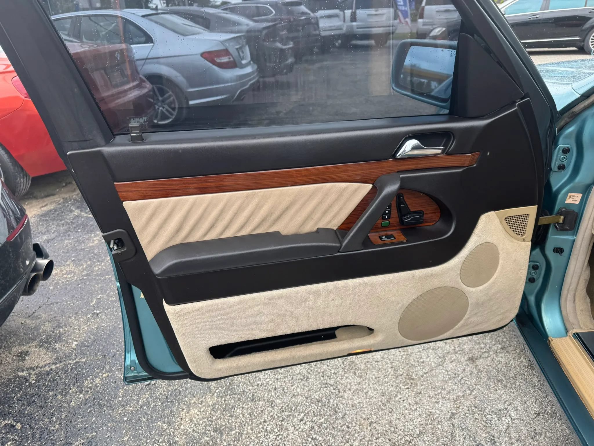 Used 1992 Mercedes-Benz 400 E image 11
