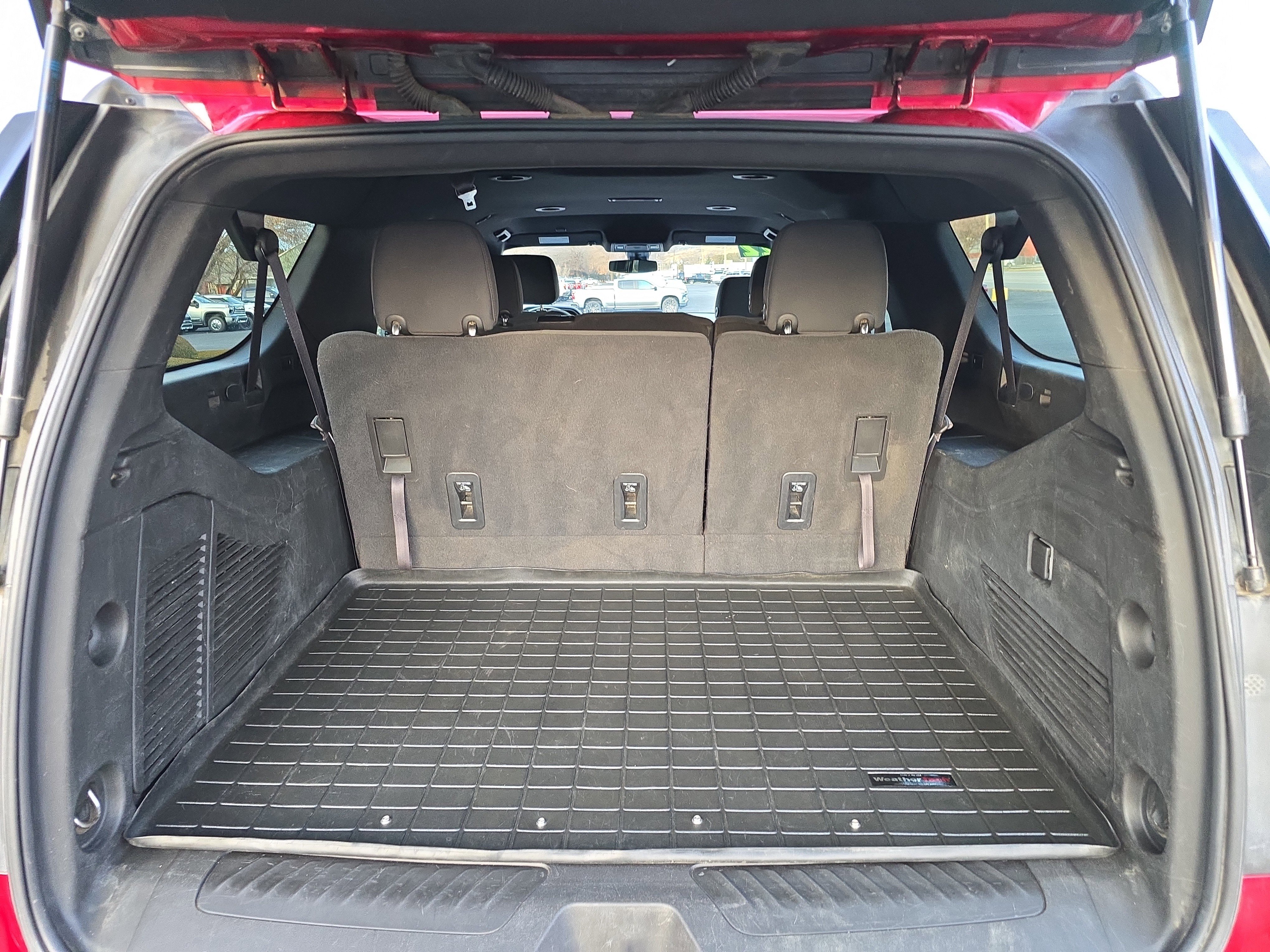 Used 2022 Chevrolet Suburban LS image 5