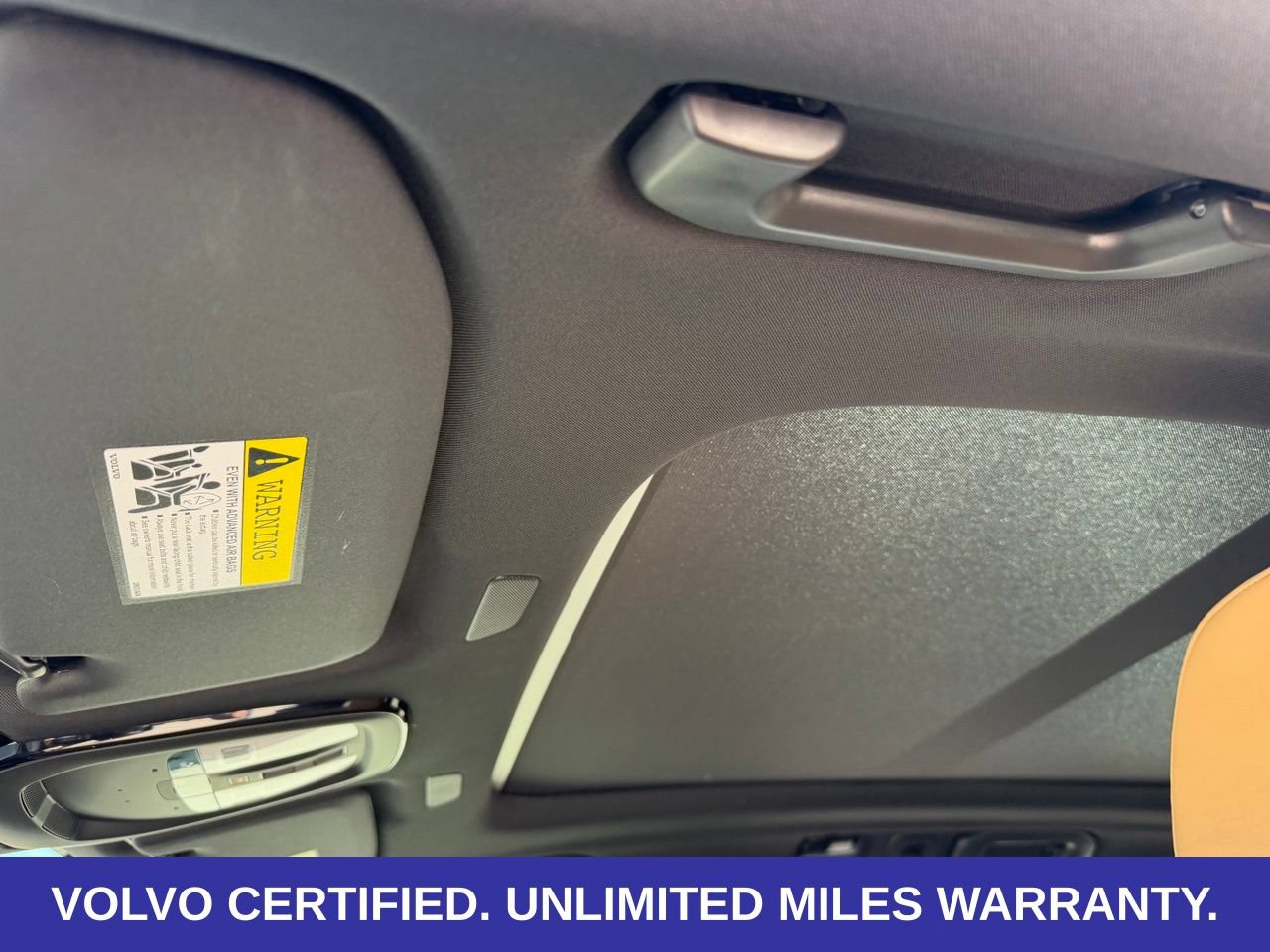 Certified 2025 Volvo XC60 B5 Ultra w/ Protection Package Premier AWD/4WD image 31