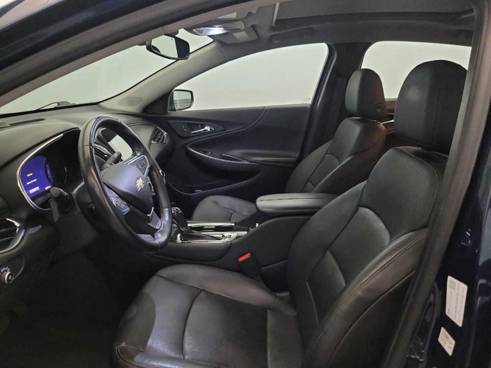 Used 2019 Chevrolet Malibu Premier w/ Sun and Wheel Package FWD image 17
