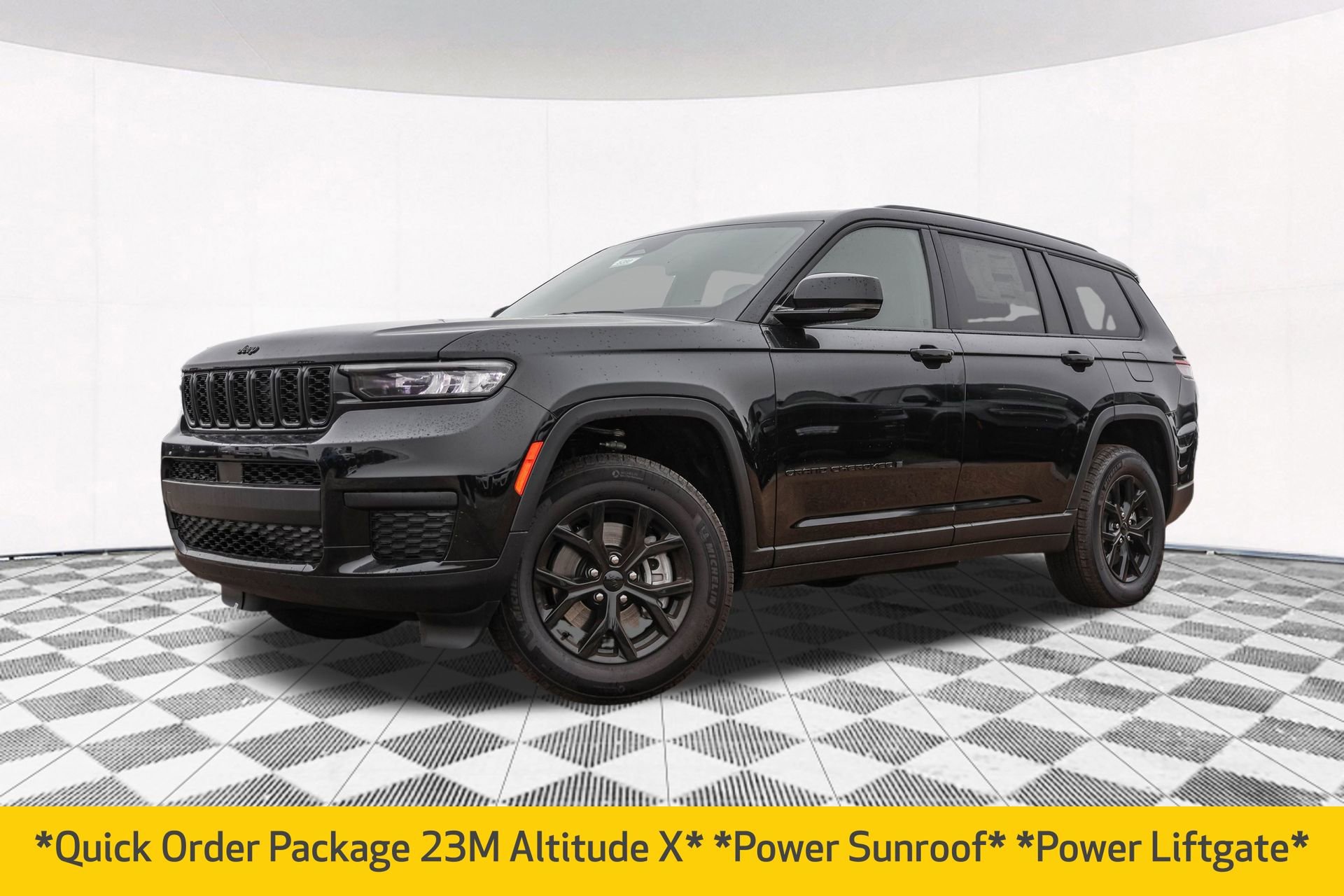 New 2025 Jeep Grand Cherokee L Altitude image 2