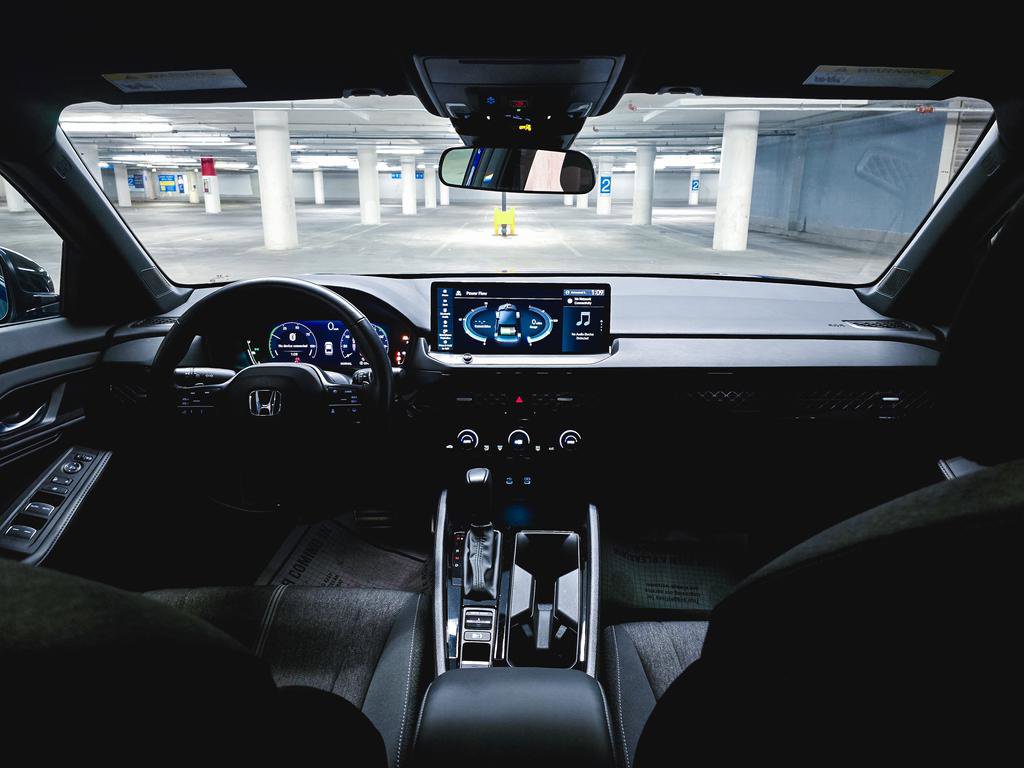 Used 2024 Honda Accord Sport image 3