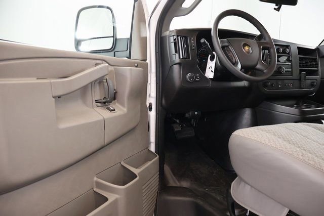 New 2025 Chevrolet Express 2500 w/ Driver Convenience Package image 18