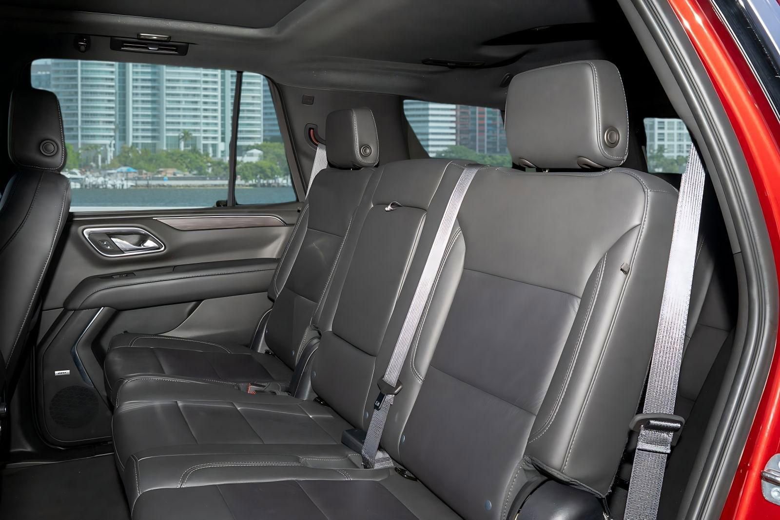 Used 2023 Chevrolet Tahoe LT w/ Luxury Package image 17