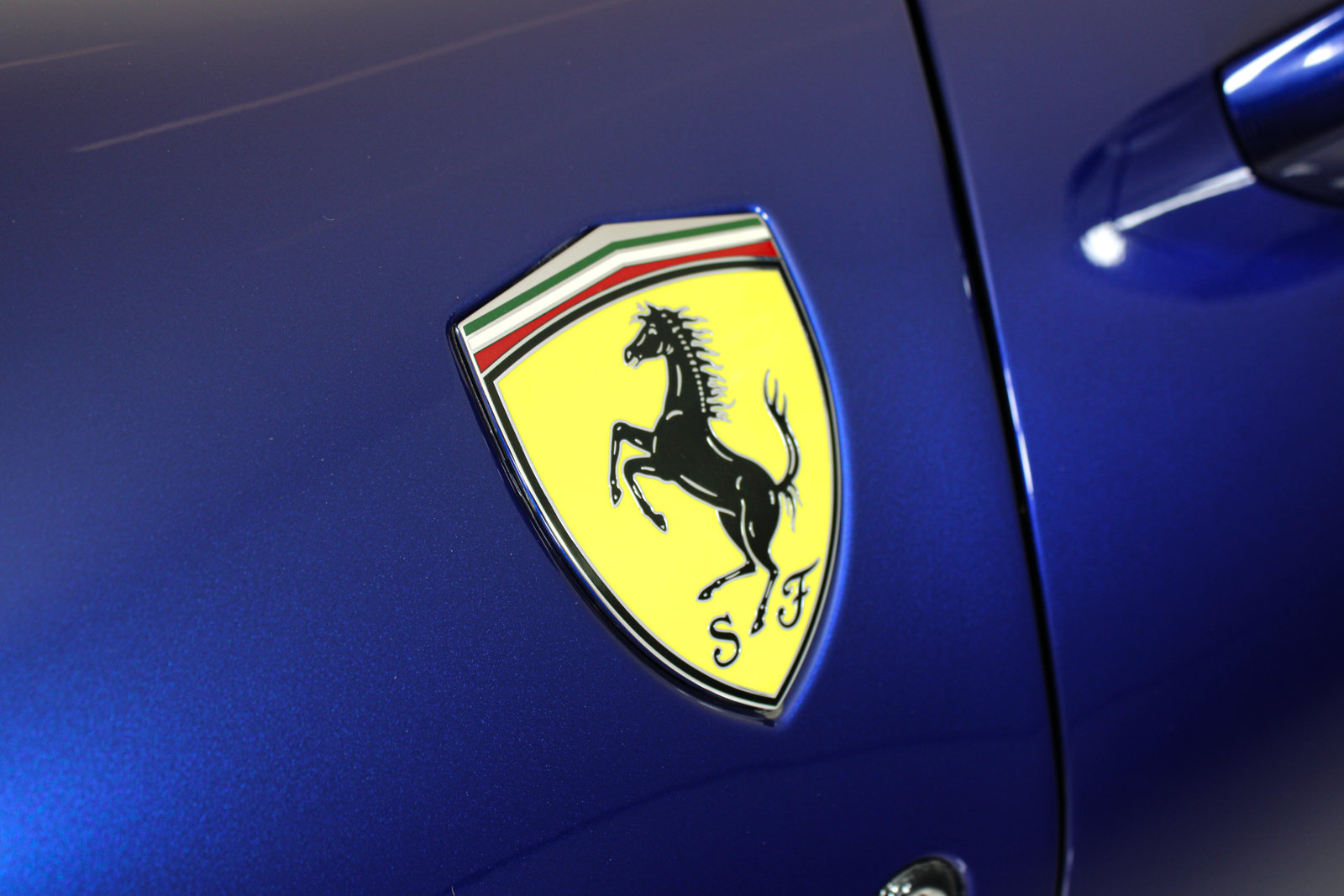 Certified 2023 Ferrari F8 Tributo RWD image 69