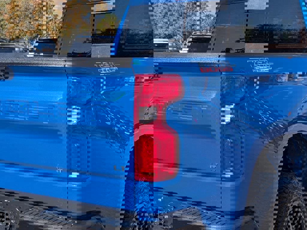 Certified 2025 Chevrolet Silverado 1500 LT Trail Boss w/ Convenience Package II image 7