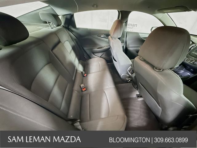 Used 2018 Chevrolet Malibu LT image 25