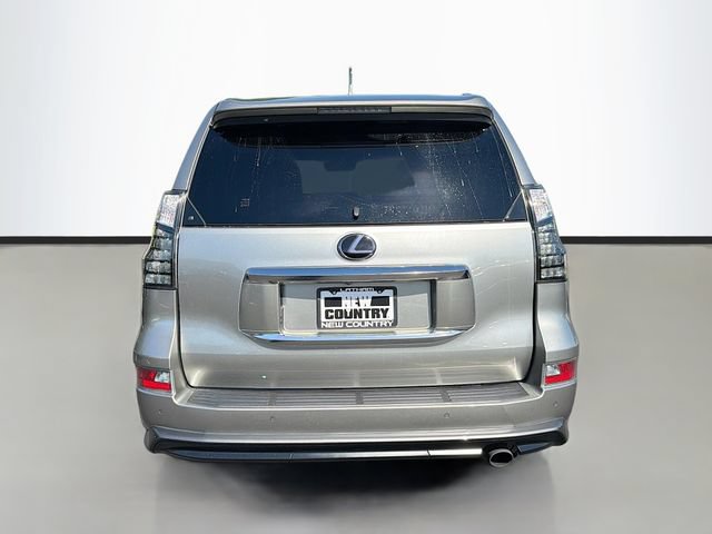 Used 2023 Lexus GX 460 Luxury w/ Sport Design Package AWD/4WD image 6