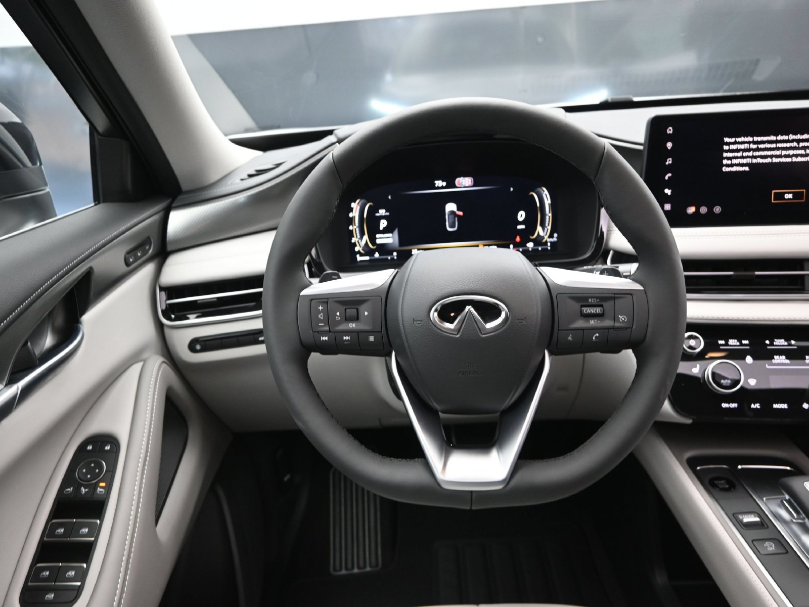 Used 2026 INFINITI QX60 Pure w/ Cargo Package FWD image 30