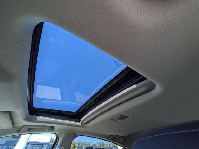 Used 2019 Honda HR-V EX-L image 14