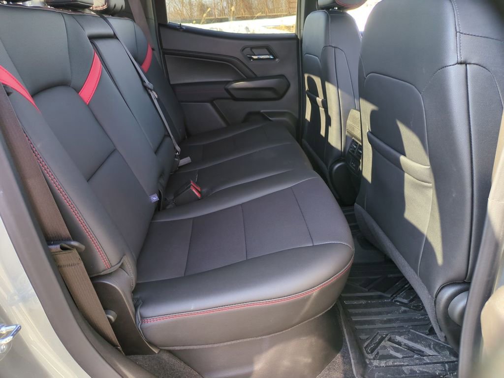 Certified 2025 Chevrolet Colorado Z71 w/ Z71 Convenience Package 2 image 20