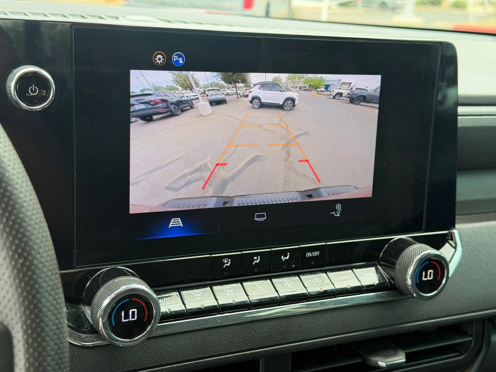 Used 2025 Chevrolet Colorado Trail Boss AWD/4WD image 27