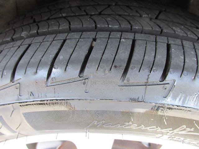Used 2014 MAZDA MAZDA5 Grand Touring FWD image 8