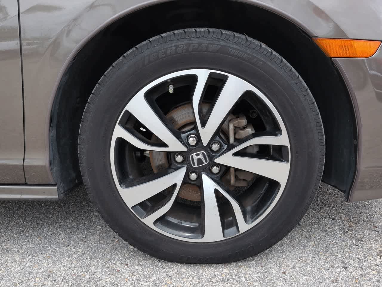 Used 2019 Honda Odyssey Elite image 11